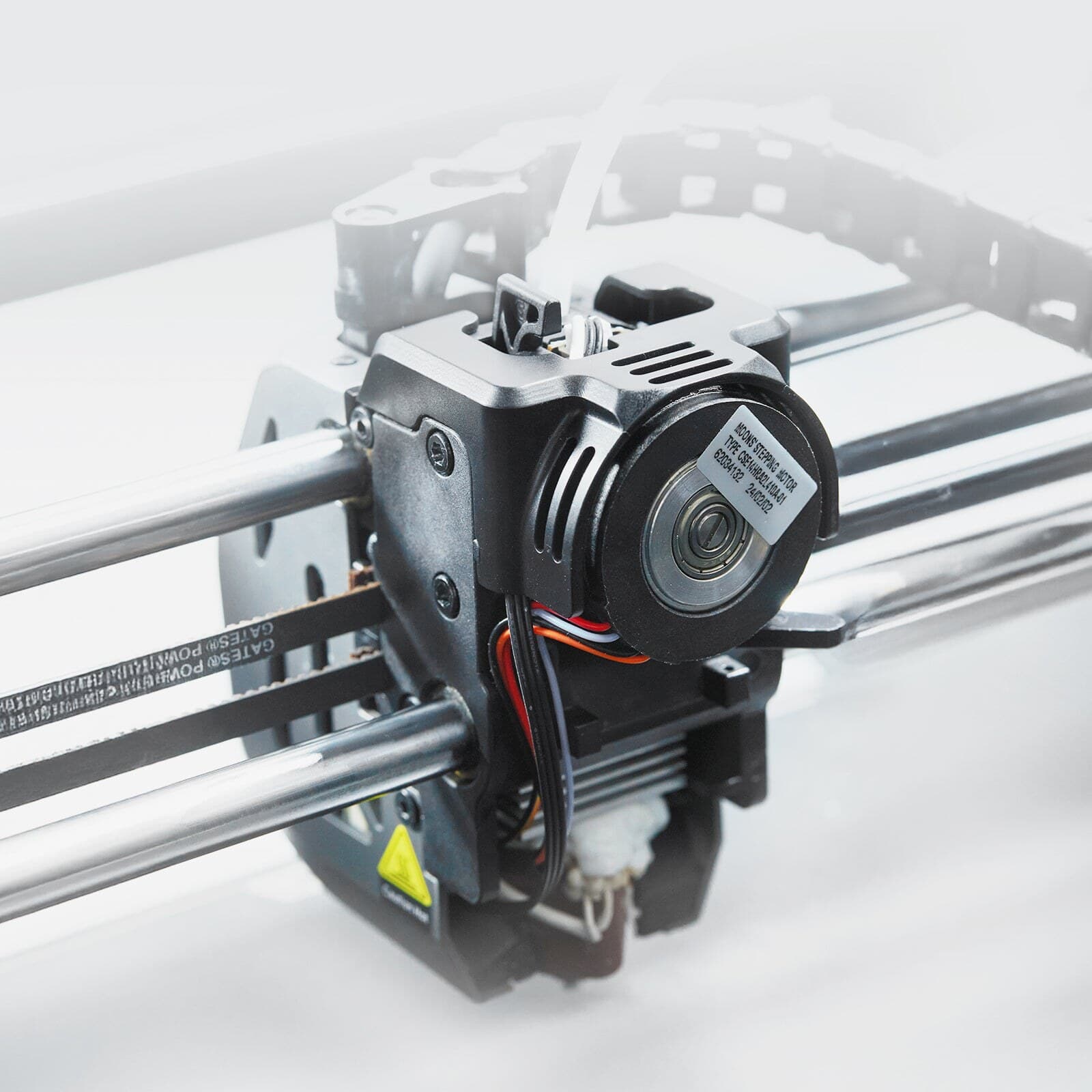 Новый экструдер из комплекта K1 Series CFS Upgrade Kit, установленный на принтер