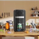 FLSUN S1 Pro на рабочем столе с напечатанными моделями
