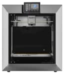 3D-принтер QIDI Plus4 спереди: закрытая камера 305 × 305 × 280 мм и сенсорный экран
