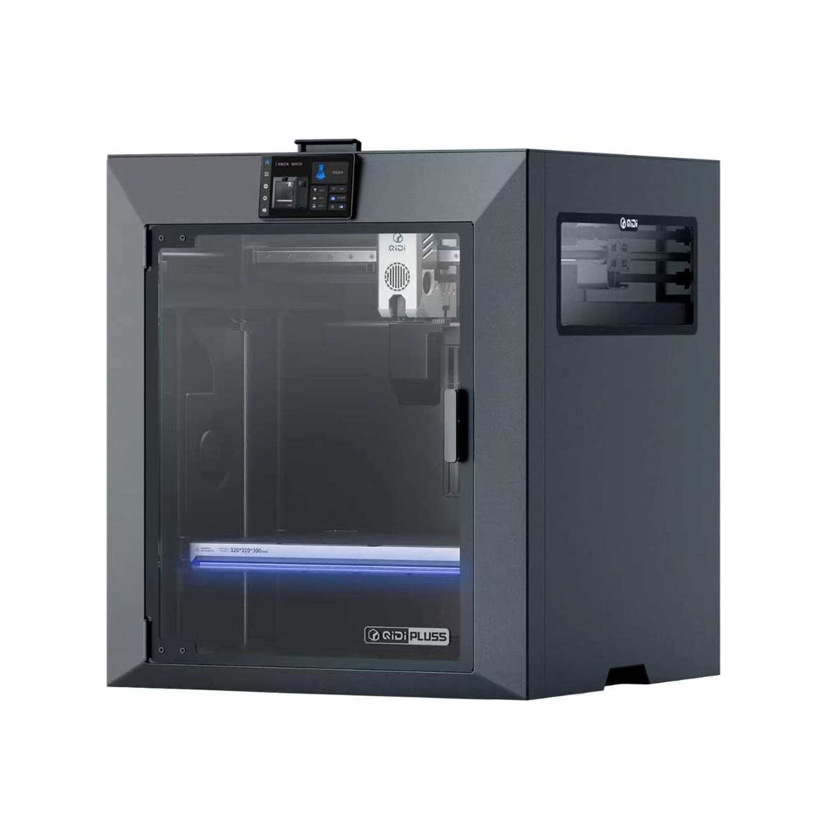 QIDI Plus5 в три четверти: закрытый CoreXY-принтер с камерой 320 × 320 × 300 мм