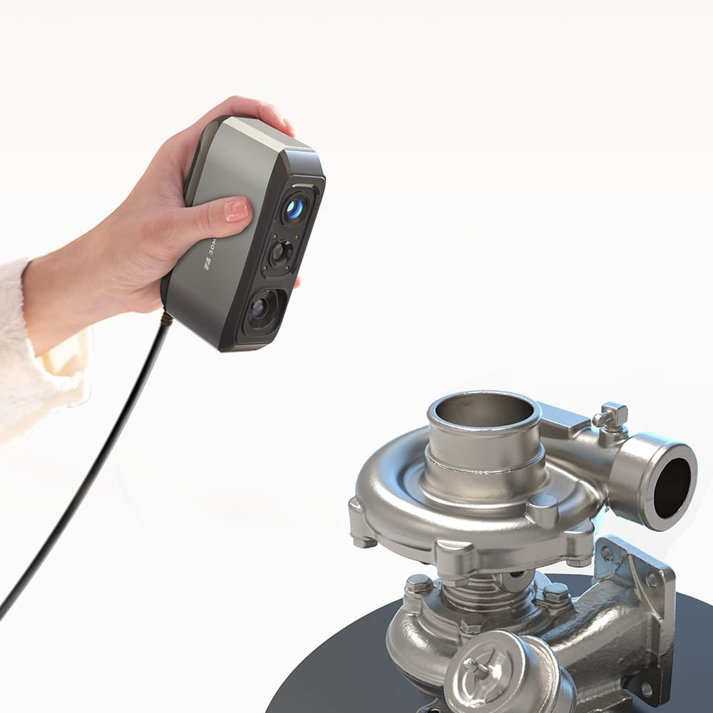 3DMakerpro Moose в руке сканирует металлический турбокомпрессор